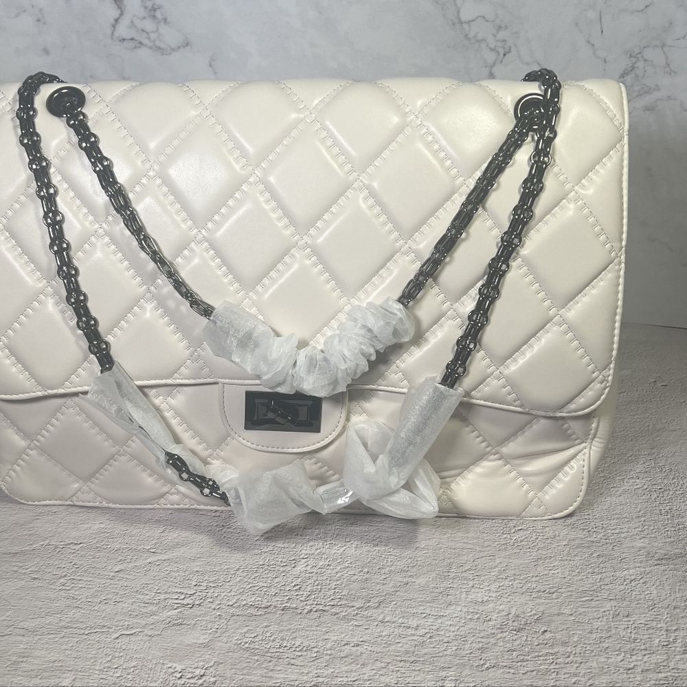 Big travel handbag